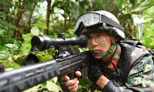 狙击手为什么需要观察员?狙击手为什么要戴护目镜