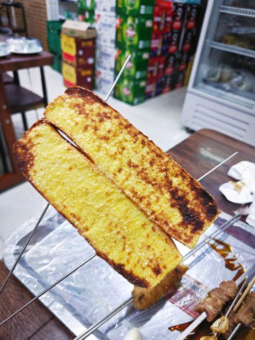 面包烤好后立即拿出来吗?面包烤好后可以直接拿出来吗