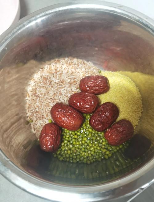 电饭煲煮红豆粥要多久才熟?电饭煲煮红豆粥需要多长时间