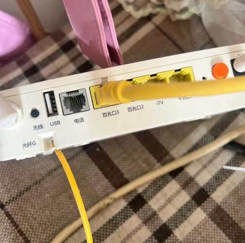 路由器网口1和2一直闪?路由器网口1和2一直闪烁