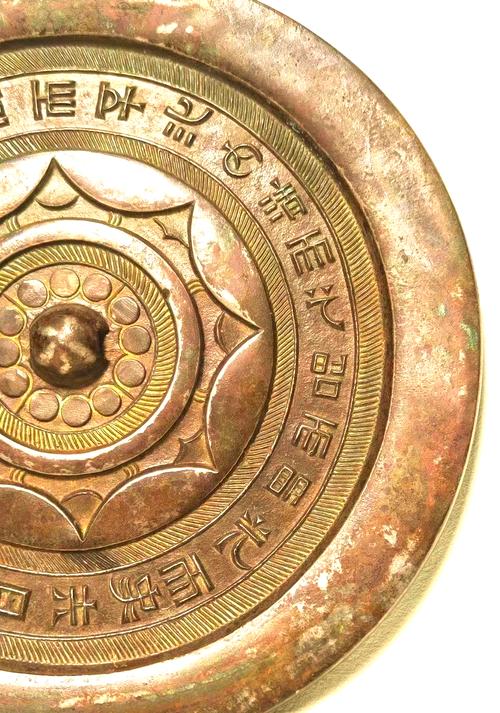 青铜镜有什么特点吗？青铜镜的图案及寓意