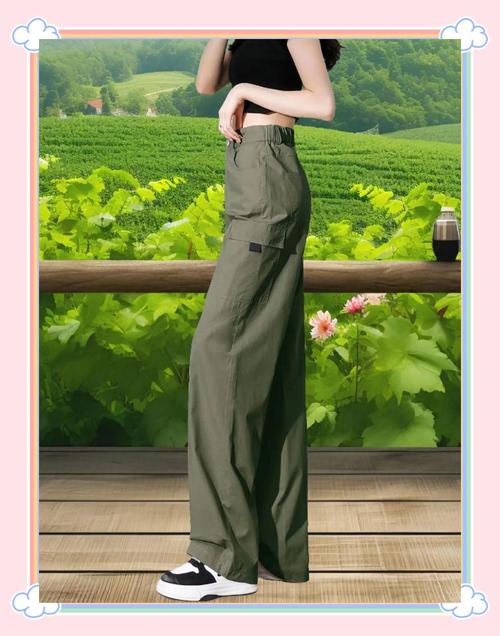 军绿色衣服穿什么裤子？军绿色上衣应该配什么裤子