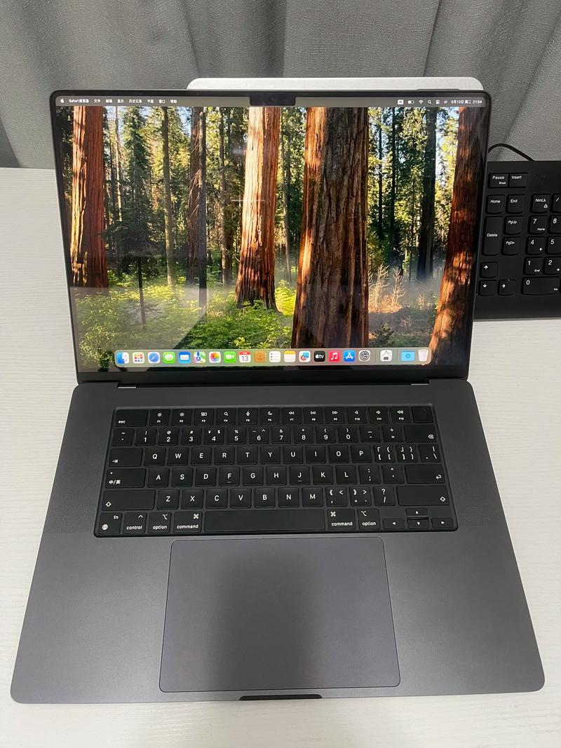 苹果笔记本最小屏幕的是哪款？苹果笔记本最小的是多少寸