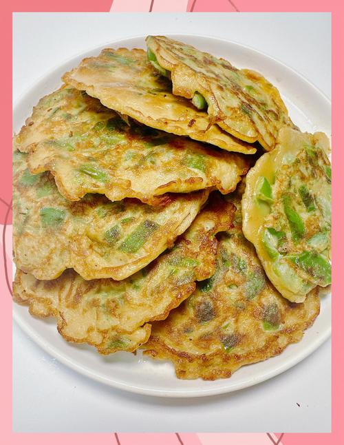 青豆炒蛋饼子的做法？青豆鸡蛋饼的做法