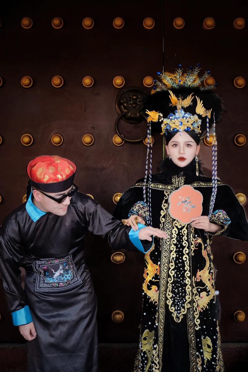 清朝时期的妆面有什么特点?清朝妆容的起源是什么