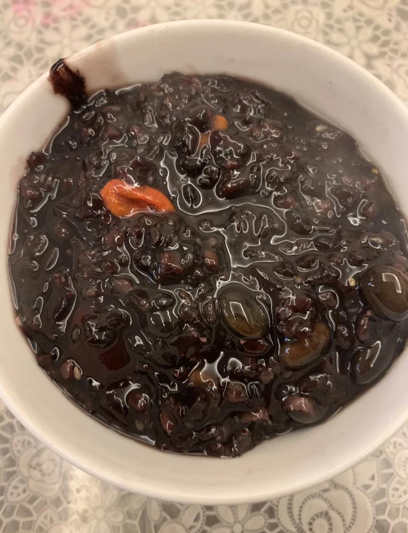 黑米粥用高压锅煮多久可以吃?黑米用高压锅煮粥要泡吗