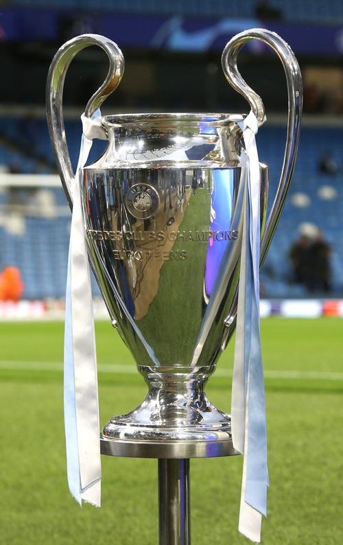 欧冠奖杯什么材料做的？欧冠奖杯造价