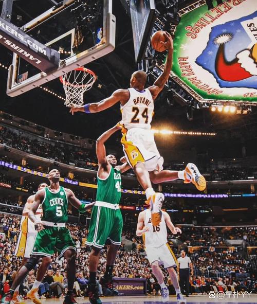 科比是几岁在练球？科比几岁打nba