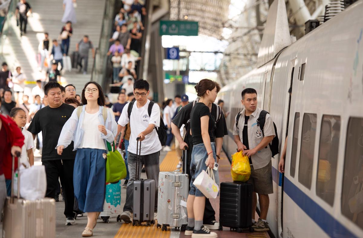 坐火车出行迎来9大新变化!这些便利你体验了吗