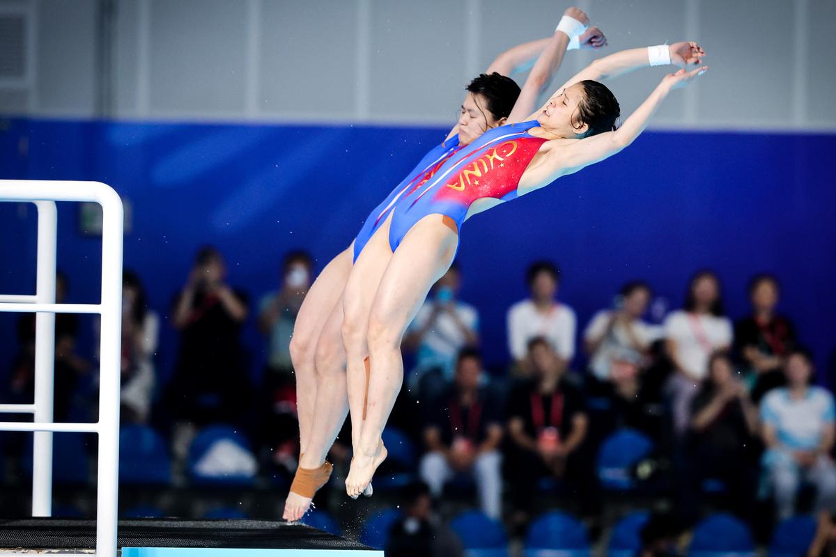 全红婵陈芋汐携新搭档亮相比拼 中国跳水“双子星”开启新篇章