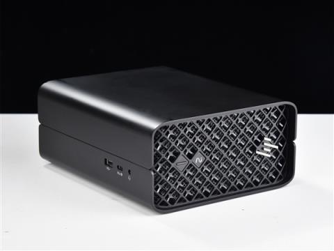 比NAS小 比台式机性能强!锐龙AIMax+ PRO395迷你电脑上手(图4)