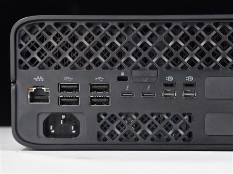 比NAS小 比台式机性能强!锐龙AIMax+ PRO395迷你电脑上手(图6)