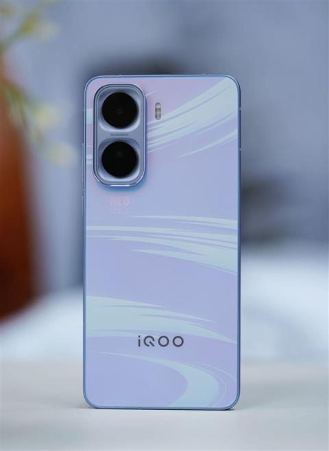 同档唯一2KLTPO屏！iQOONeo11图赏(图7)