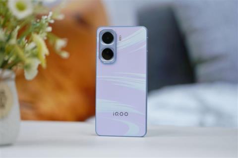 同档唯一2KLTPO屏！iQOONeo11图赏(图8)