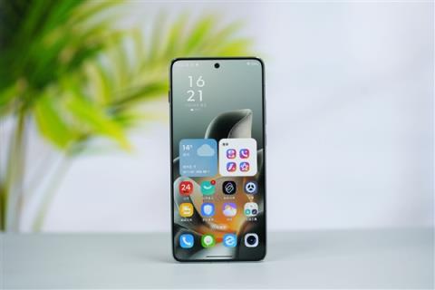 5.99mm超薄机身！联想motoX70Air图赏(图2)