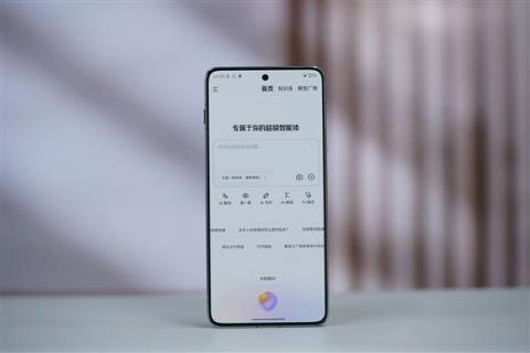 5.99mm超薄机身！联想motoX70Air图赏(图4)