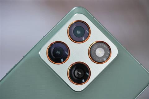 5.99mm超薄机身！联想motoX70Air图赏(图12)