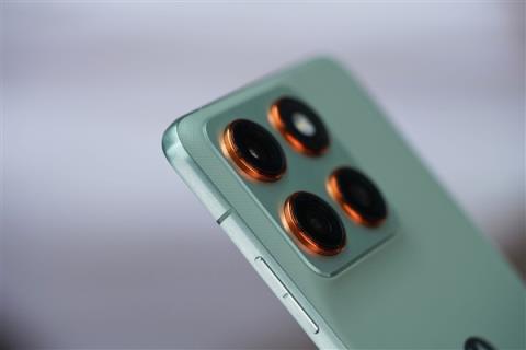 5.99mm超薄机身！联想motoX70Air图赏(图14)