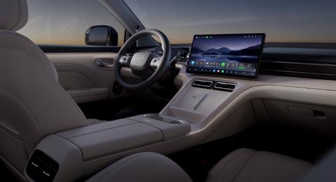 12.68万、一升油发3.73度电！广汽埃安首款增程车i60预售(图4)