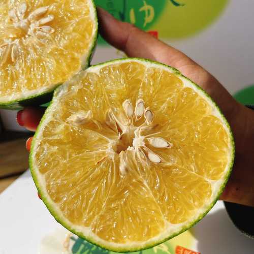 橘子可以和柚子一起吃吗?？橘子和柚子能在一块儿吃吗