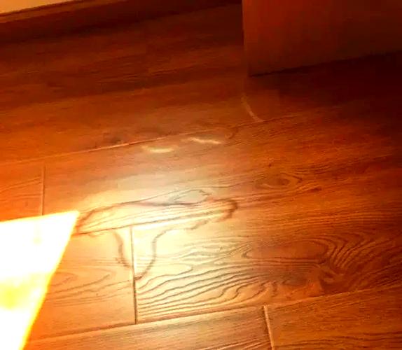 木地板泡水起鼓还能使用么?木地板泡水起鼓压多久的恢复原样