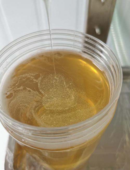 热天蜂蜜起白泡沫还能吃吗？热天蜂蜜起白泡沫还能吃吗为什么