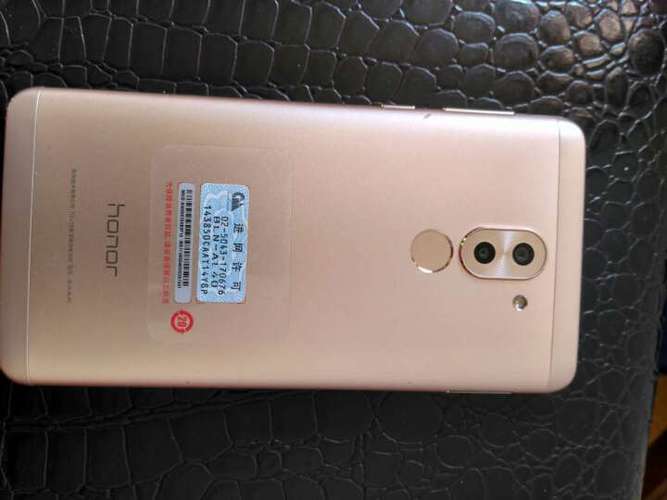 华为荣耀畅玩6x可以装内存卡吗?华为畅玩6可以插内存卡吗