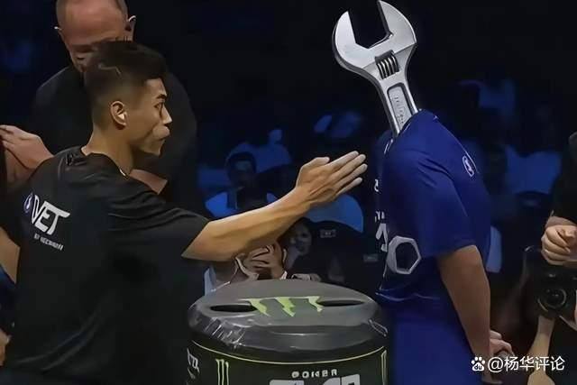 赵鸿刚回应出手绵软:被打太阳穴眼睛看不清,害怕犯规不敢瞎发力 通背拳威力受限