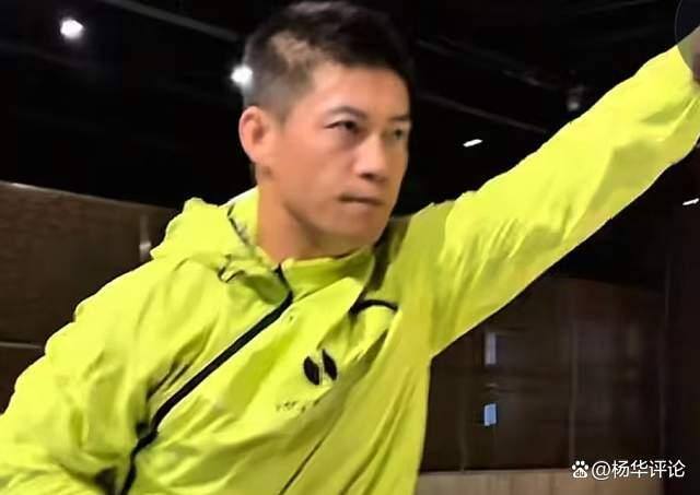 赵鸿刚回应出手绵软:被打太阳穴眼睛看不清,害怕犯规不敢瞎发力 通背拳威力受限