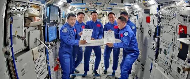 世界首创“太空炉子”内藏“大乾坤” 热风烘烤机助力太空美食