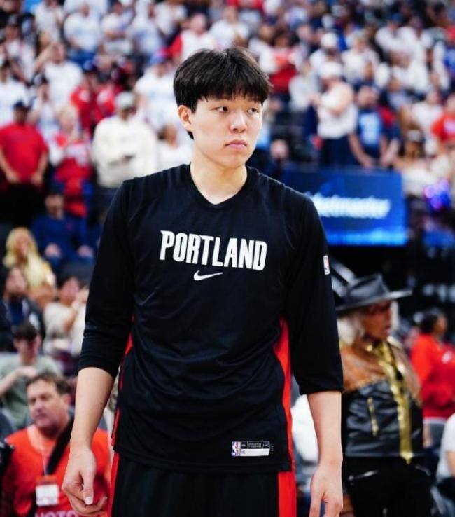 工作室回应杨瀚森被下放训练:为增强竞技能力;增加训练时间