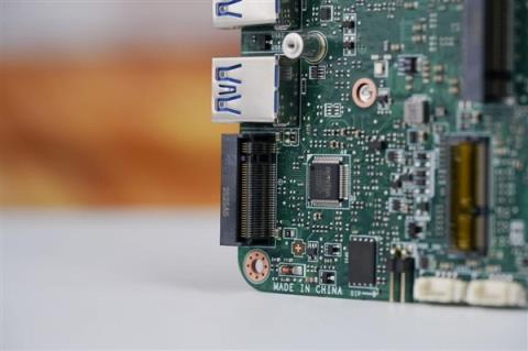 Ultra7小钢炮!微星CubiNUCAI迷你电脑图赏(图28)