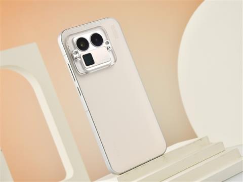 背屏、背部扬声器、可拆卸镜头模组：这些创新说明了什么(图8)