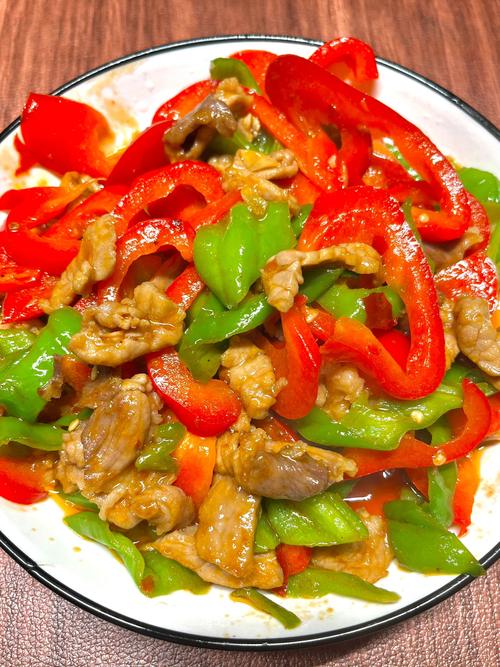 辣椒炒肉放什么酱好吃？辣椒炒肉的酱料