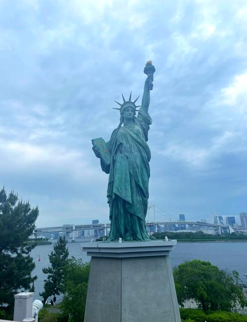 东京自由女神像的来历?东京自由女神像的来历是什么