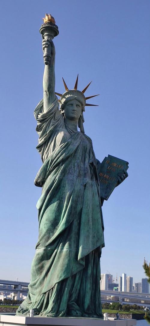 东京自由女神像的来历?东京自由女神像的来历是什么