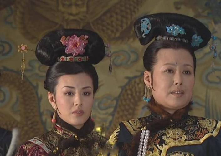 康熙他妈是谁呀电视剧?康熙王朝康熙的妈妈