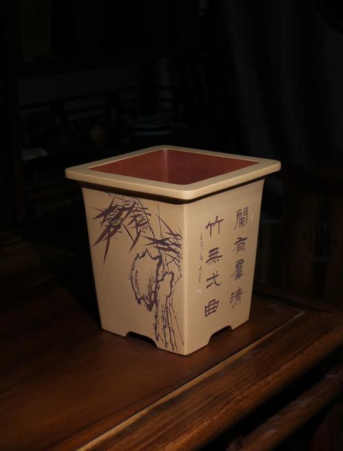 兰花盆最理想的高度是多少厘米？兰花盆最理想的高度是多少厘米的