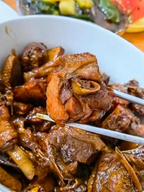 啤酒鸭里面还可以加点什么的菜?啤酒鸭里面可以加什么配菜