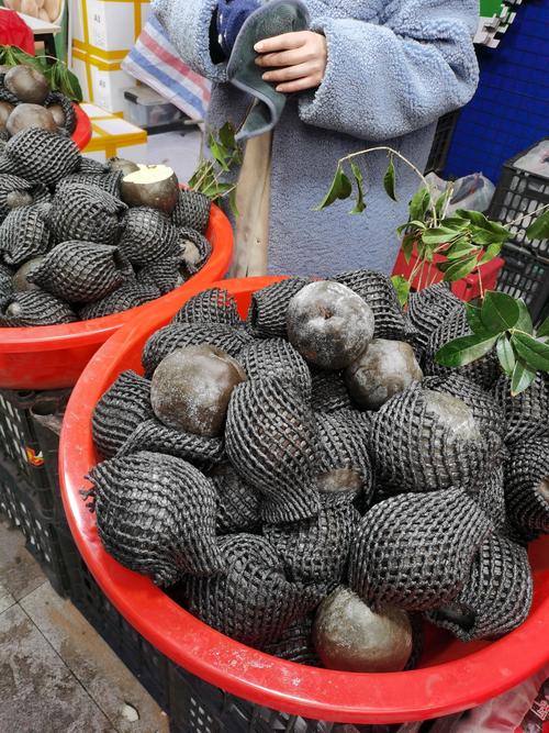 切开的梨为什么会黑?梨切开后变色还能吃吗