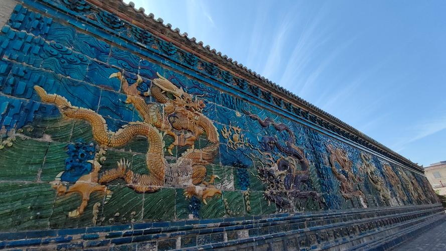 民间故事九龙壁的传说?九龙壁 故事