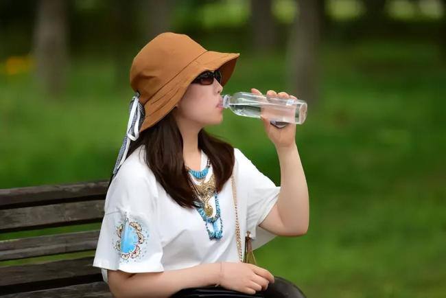 抓住一天中“养生黄金期”！这三个时间点做好3件事，避开3个坑！