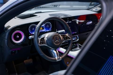 直言“不是杂牌电动车” 全新纯电奔驰CLA上市:24.9万起(图8)