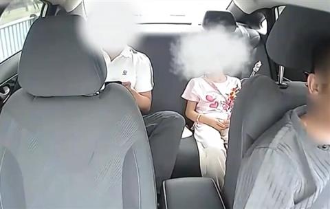 致死案例频发!央视提醒:后排乘客不系安全带属违法(图1)