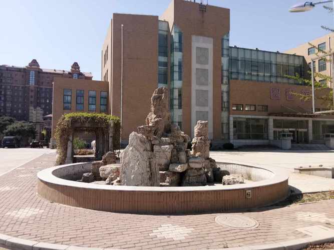 锦州龙津高中怎么样招生标准?锦州龙津高中分数线要求