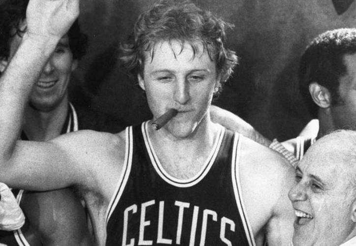 拉里伯德几个mvp?拉里伯德3连mvp