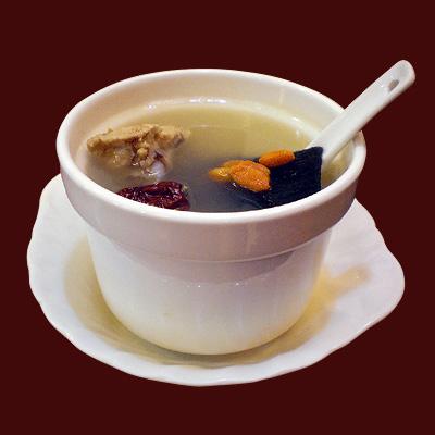 杜仲炖排骨的功效？杜仲煮排骨吃了有什么用