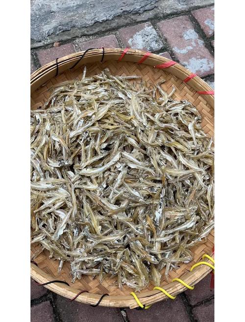 苦瓜丁炒小鱼干的家常做法窍门?苦瓜可以炒小鱼干吗?