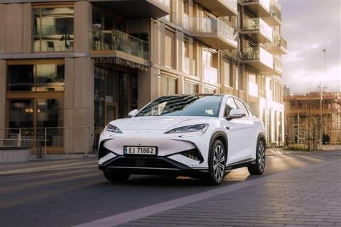 比亚迪在英国卖爆了！10月销量接近特斯拉7倍(图3)