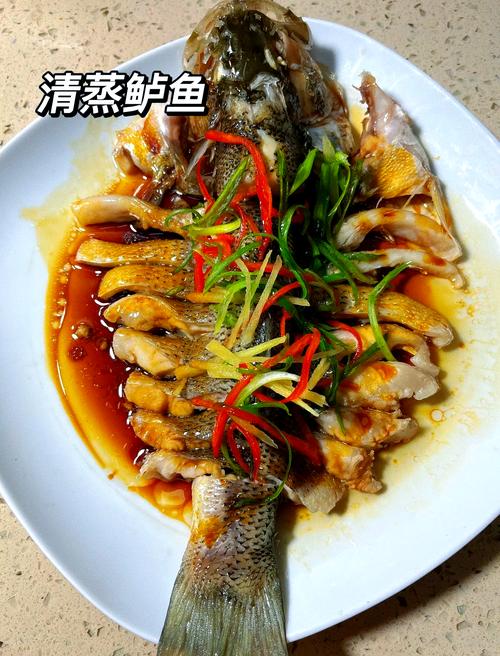 清蒸鲈鱼用什么酱油好吃?清蒸鲈鱼用什么酱汁